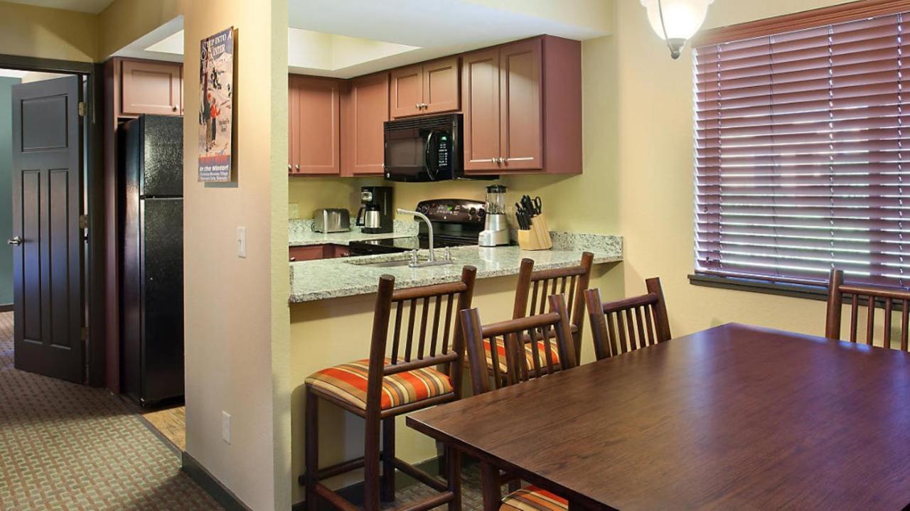 Bluegreen Vacations Christmas Mountain Village, An Ascend Resort Wisconsin Dells Exterior photo